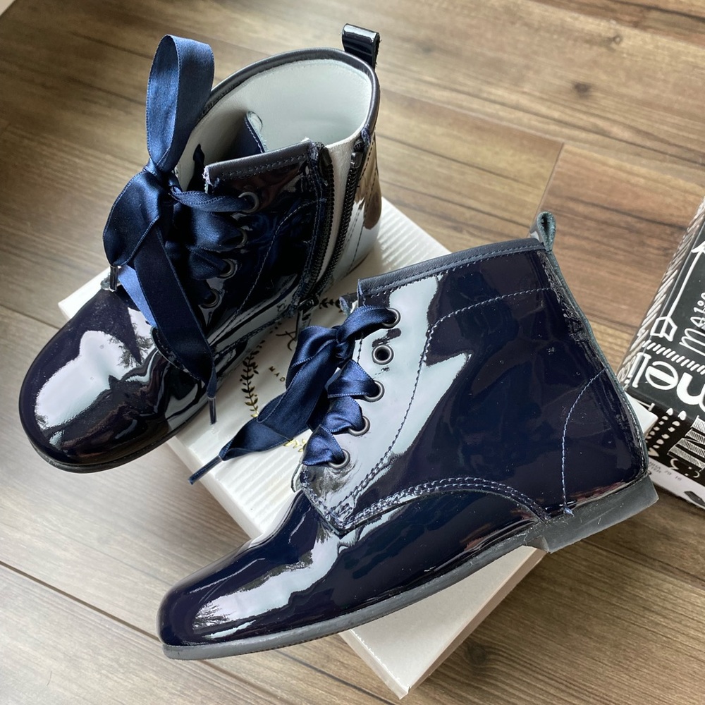 Spanish boots